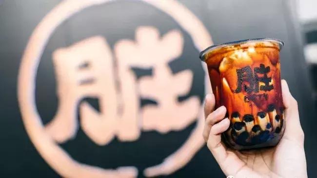 吃完东西舌头黑黑的,吃完抹茶舌头发黑