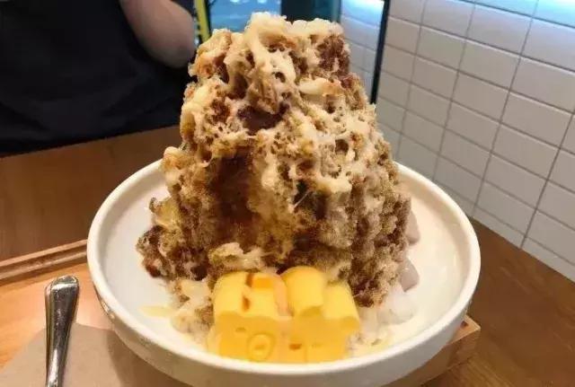 吃完东西舌头黑黑的,吃完抹茶舌头发黑