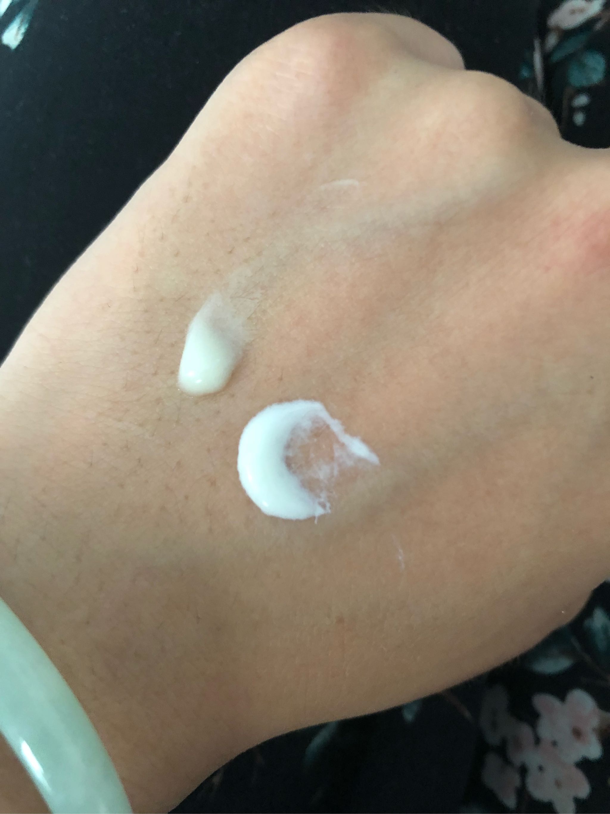 防晒露干性能用吗,防晒露都很油吗