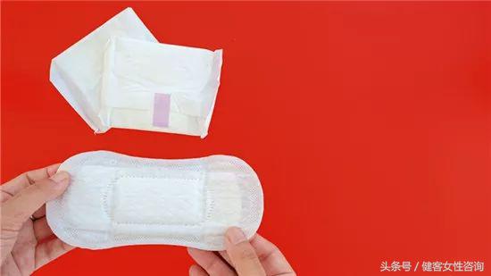 卫生巾用纯棉的好还是轻薄好,卫生巾一定要用最好的棉
