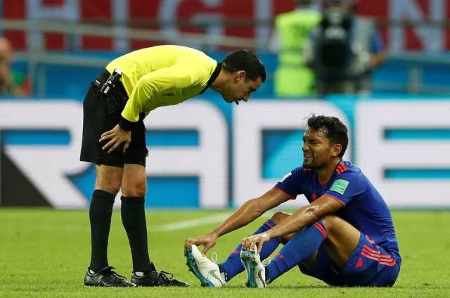 踢球该注意的细节,踢球如何避免受伤