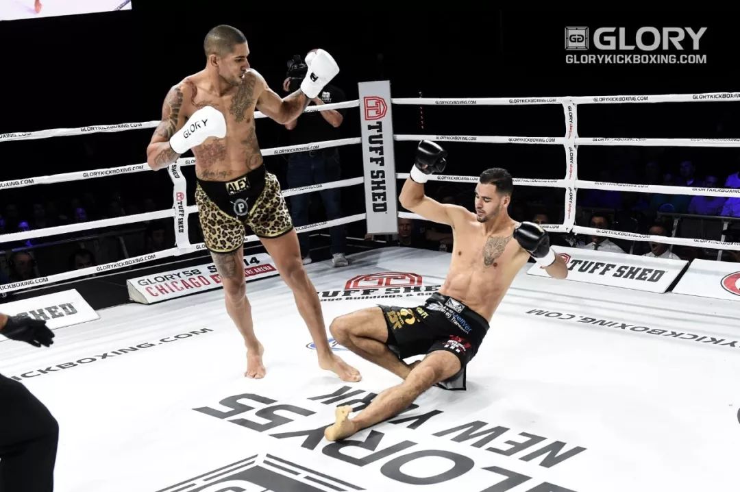 佩雷拉打哭美丽死神,美丽死神被佩雷拉击败过吗