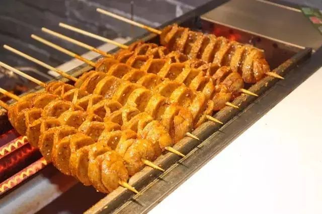 世纪金源购物城美食,世纪金源乐活好吃街