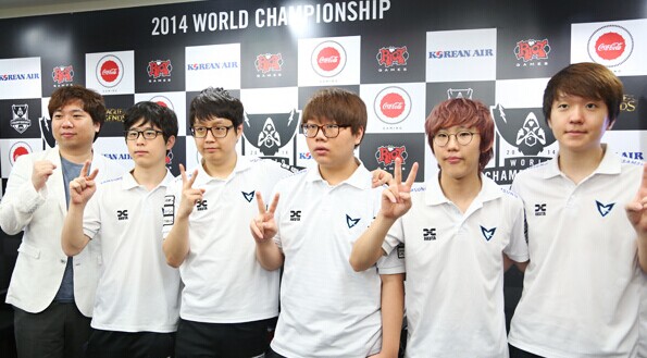 lol职业选手碰演员,lol职业选手举报路人