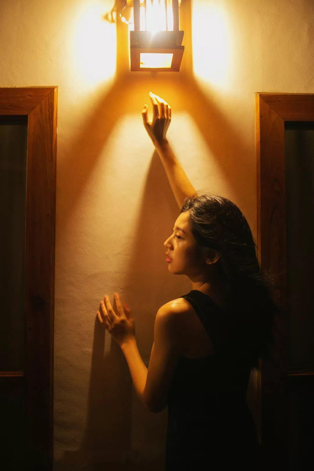 「TOUCHEU」Rongxin:她创立的买手平台,轻奢品只卖给小部分人