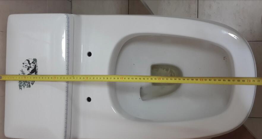 原来的马桶还在上面怎么量坑距,马桶实际坑距只有280