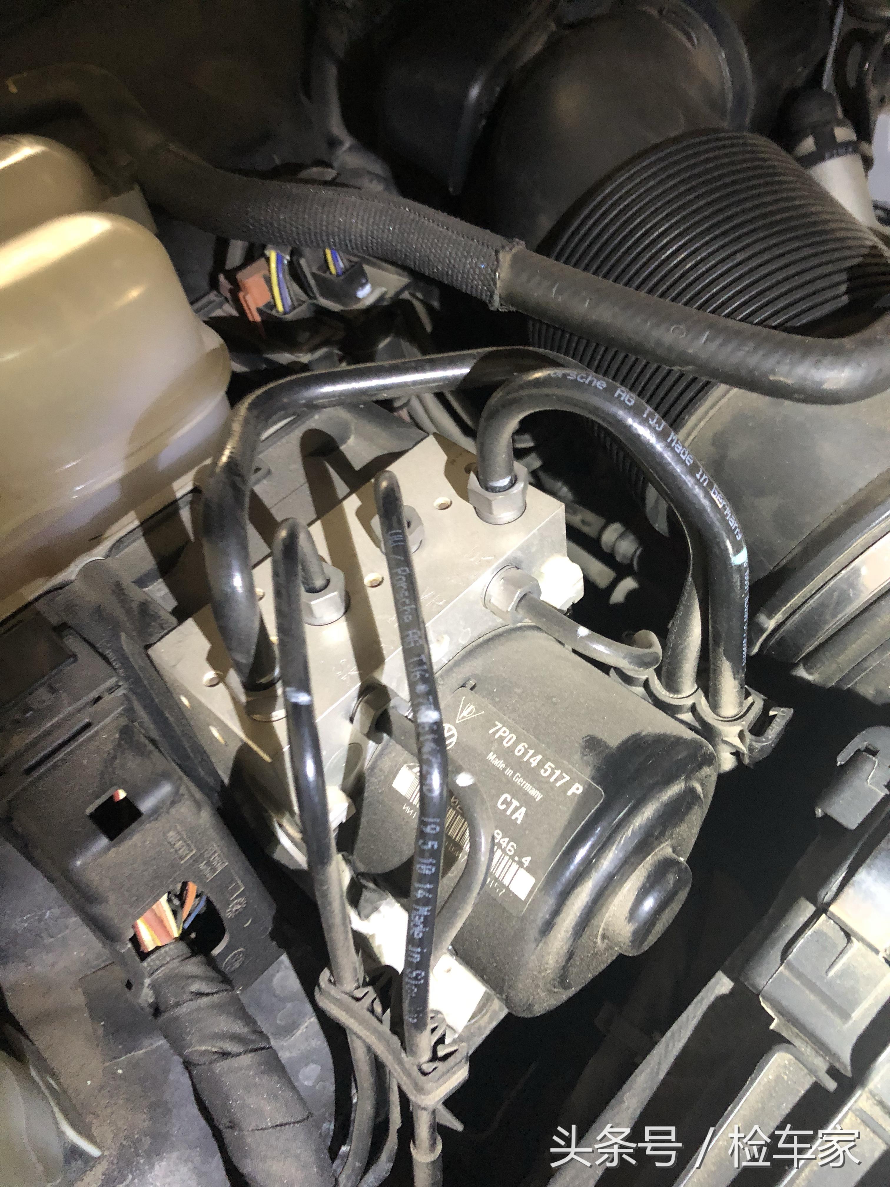 三年二手途锐价格,大众途锐贬值