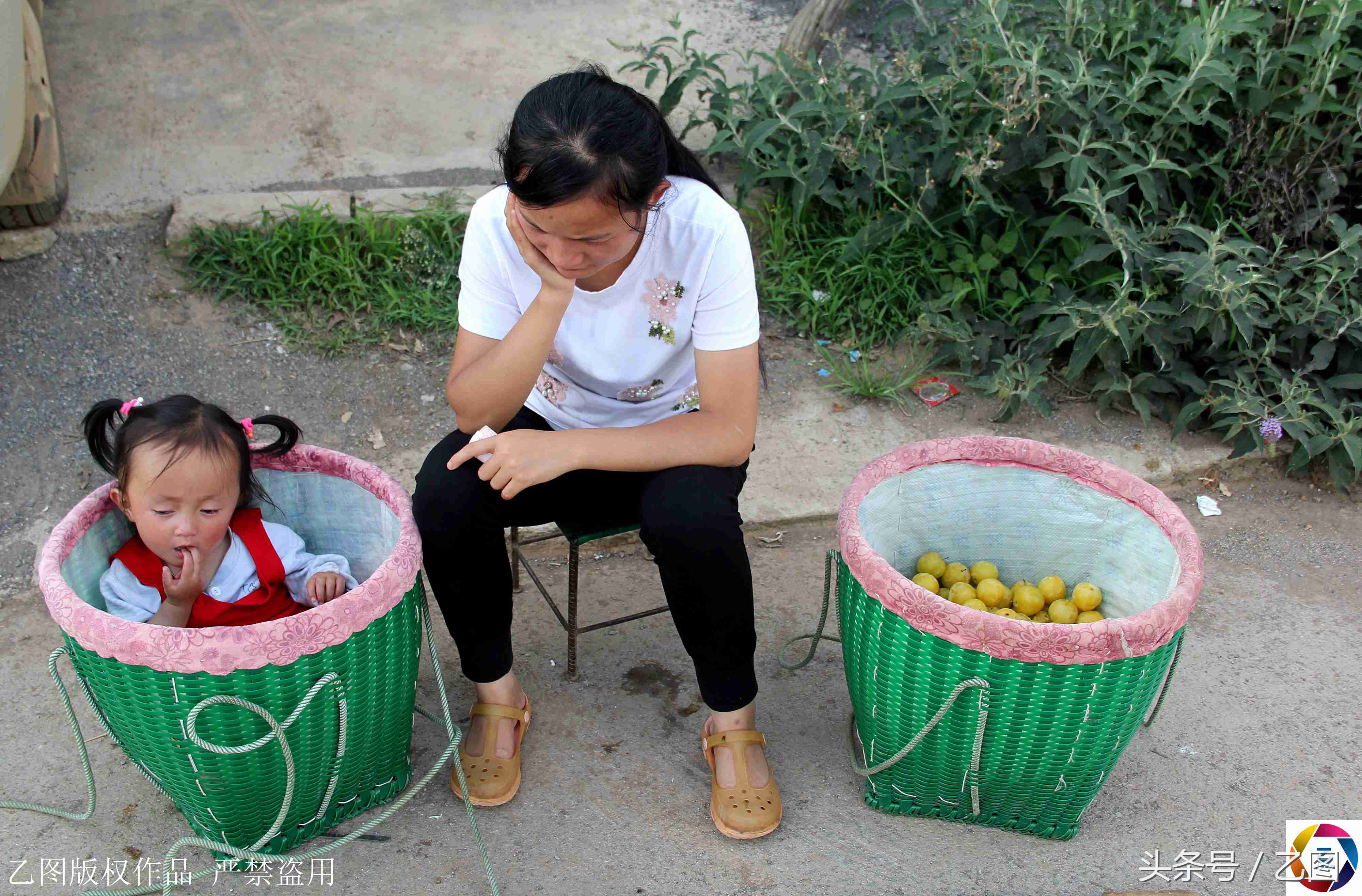 资深记者辞职专拍小人物,在头条获6亿流量,还用镜头解救了140个家庭