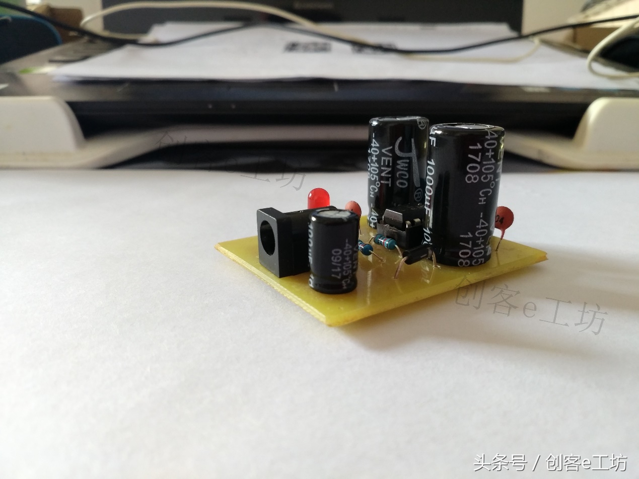 单电源怎么变双电源,2030单电源转双电源电路图