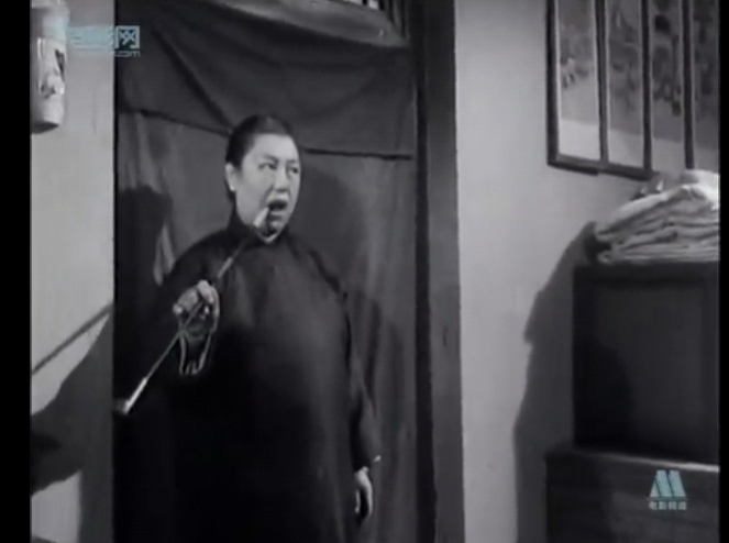 曾记否，电影里那些抽烟的女人