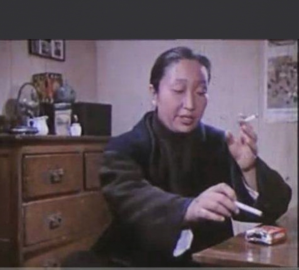 曾记否，电影里那些抽烟的女人