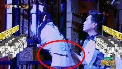 男明星的腰多细蔡徐坤,蔡徐坤腰细