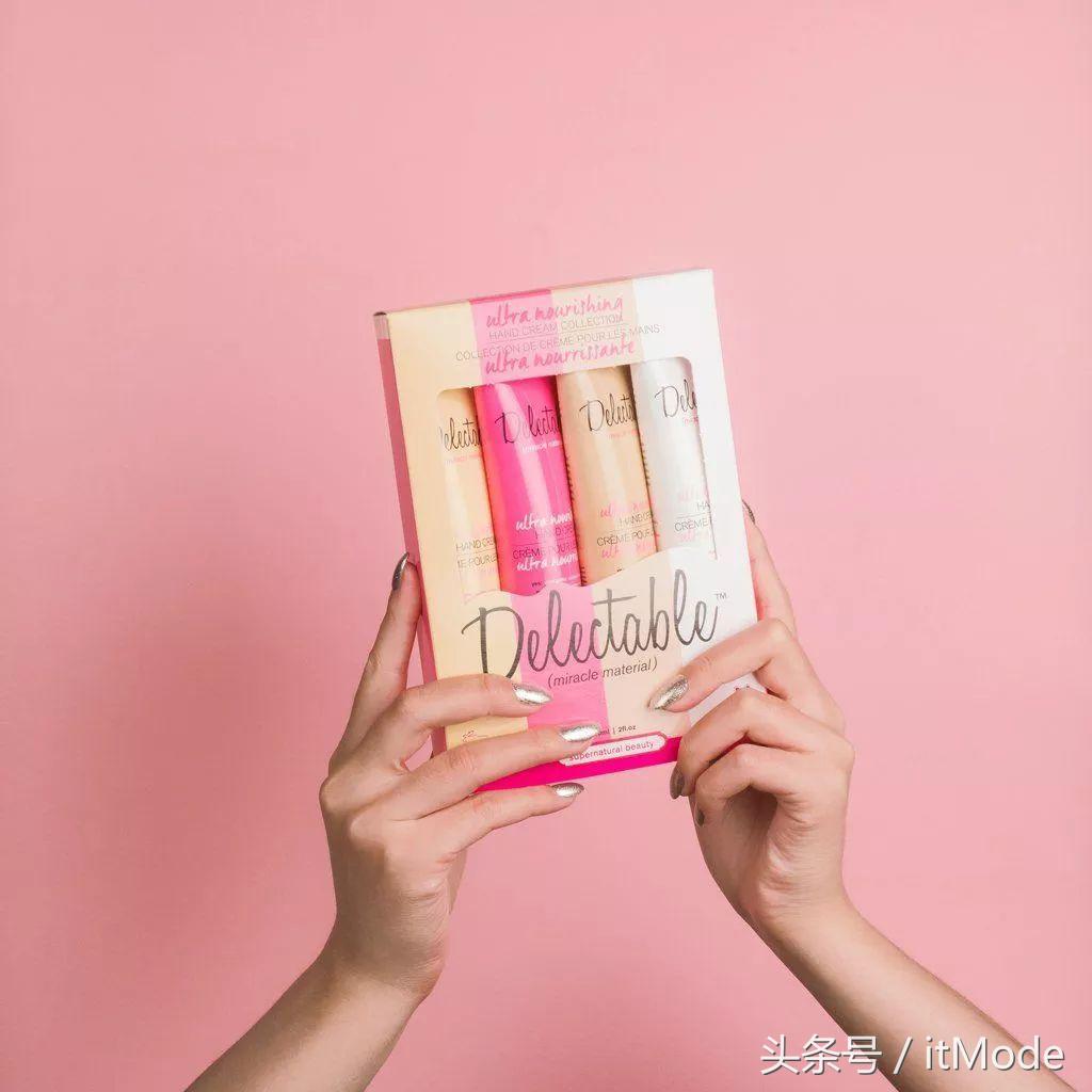 美甲夏天不要甲片推荐什么,短指甲手黑适合夏天的美甲