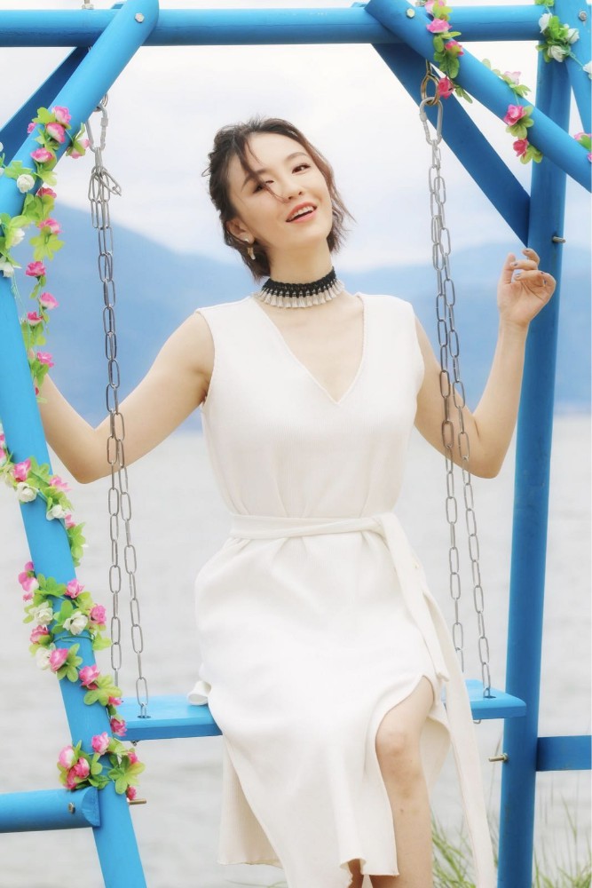 绯闻女孩queens演员,绯闻女孩queens经典造型