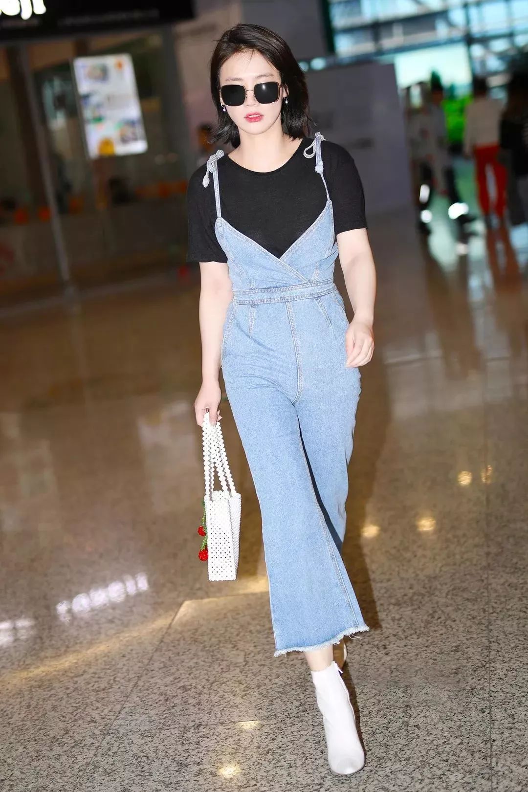 平胸如何穿出好身材,平胸怎么显身材