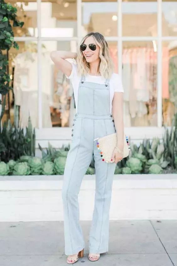 平胸如何穿出好身材,平胸怎么显身材