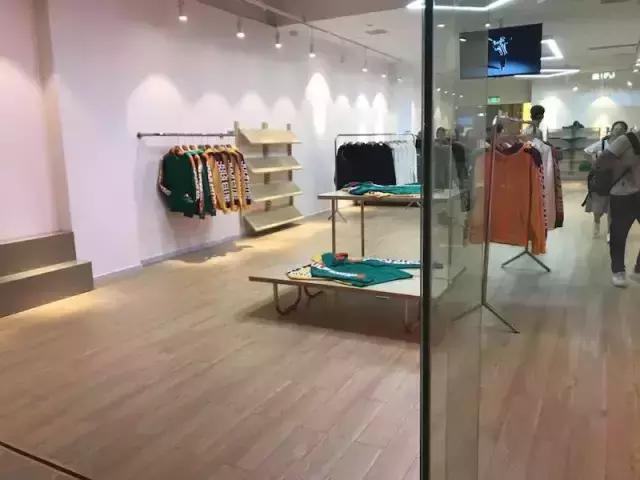 深圳supreme店,深圳第一家supreme