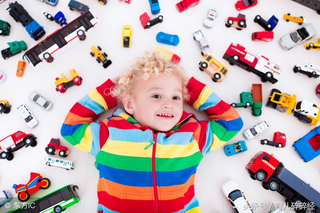 一岁的宝宝有点斗鸡眼怎么矫正,宝宝怎么有效预防和纠正斗鸡眼