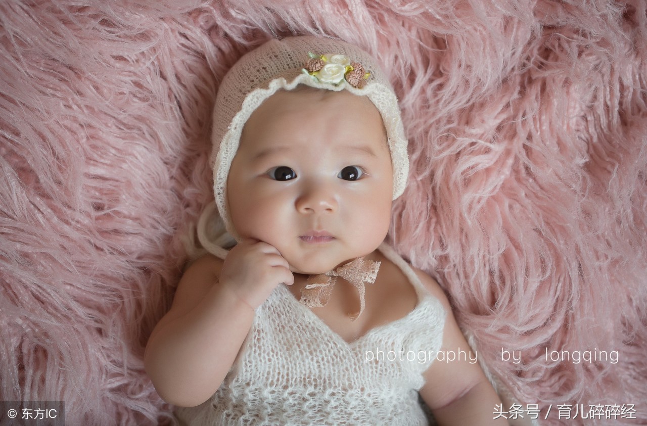 一岁的宝宝有点斗鸡眼怎么矫正,宝宝怎么有效预防和纠正斗鸡眼