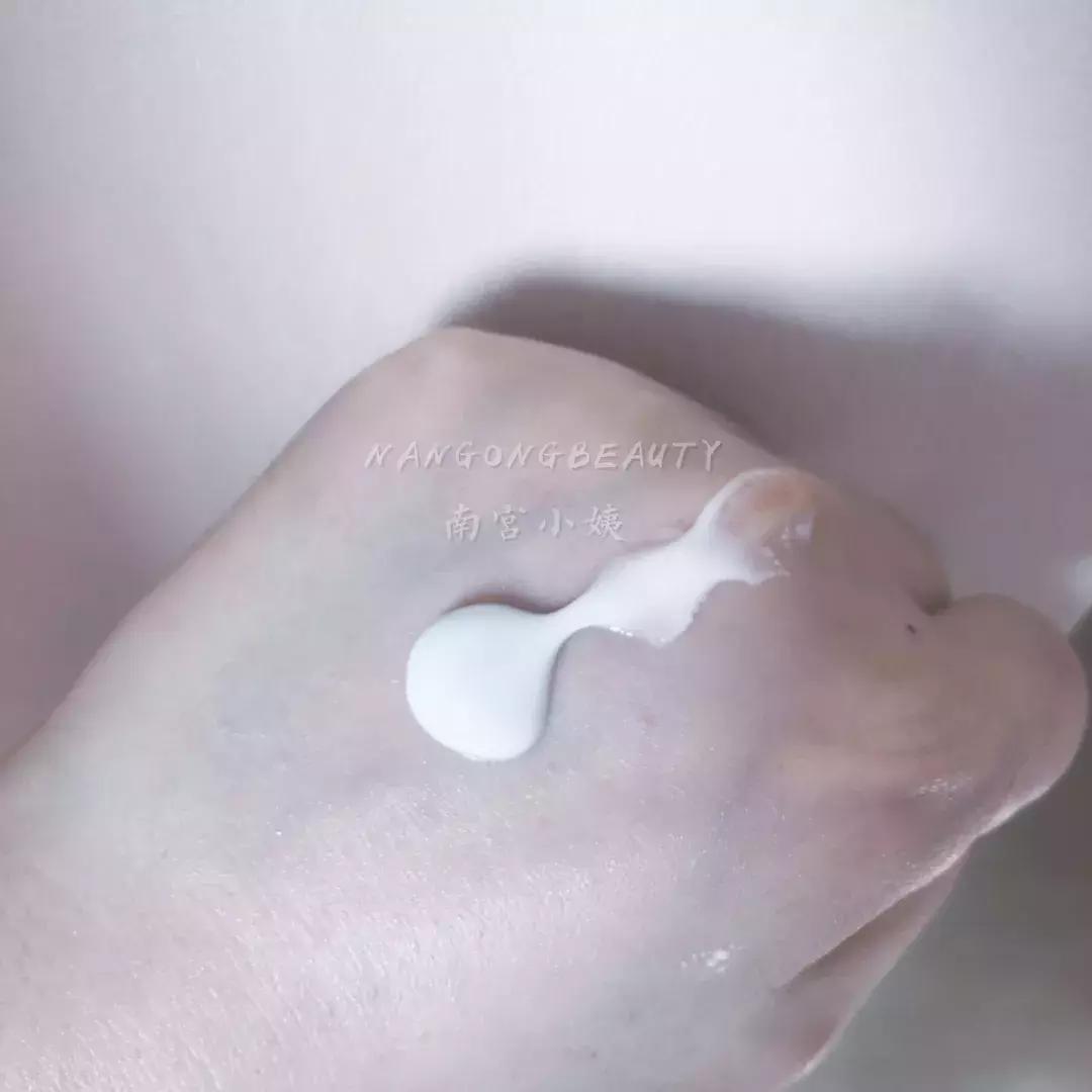 温和无刺激卸妆液,温和不刺激祛痘洗颜乳