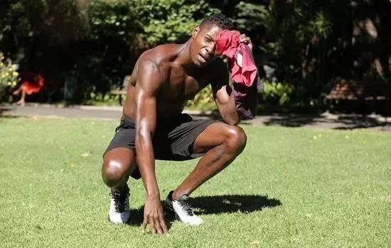 怎么样夏天跑步不中暑,跑步过程中怎么防止中暑