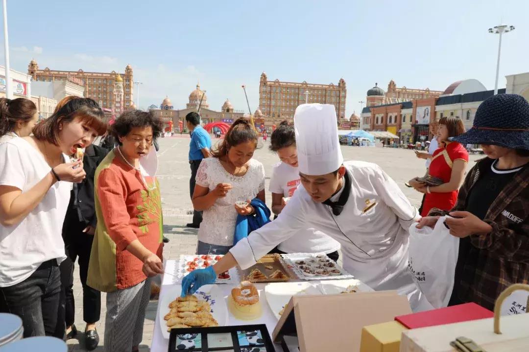 中俄蒙美食城,中俄蒙美食一条街