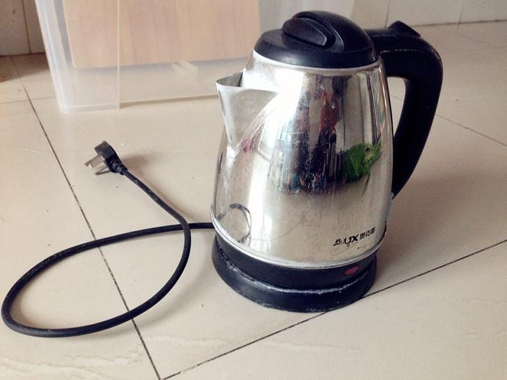 酒店热水壶会煮袜子和内裤吗,酒店热水壶煮内裤