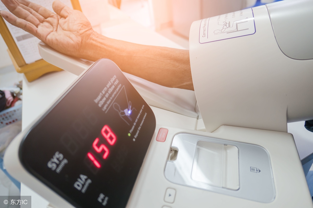 血压为135-100mmhg为几级高血压,高血压220mmhg怎么治疗