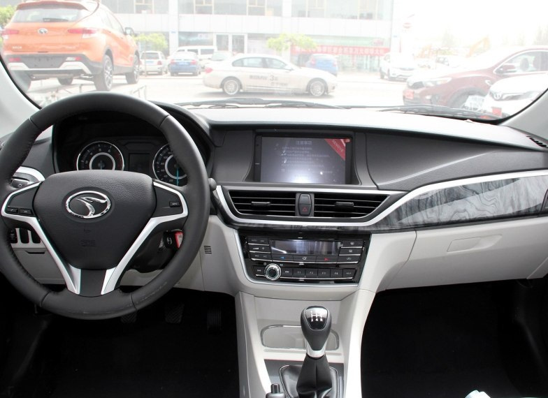 质量最差国产车有哪些,公认开不烂的三大国产车