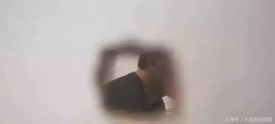 男人被女人摸脸什么感受,男人被女人摸脸啥感觉