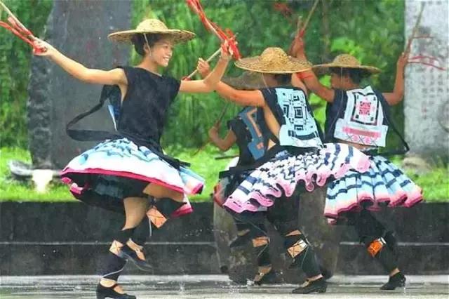 贵州有没有过百万人口的县城,贵州的一座小县城