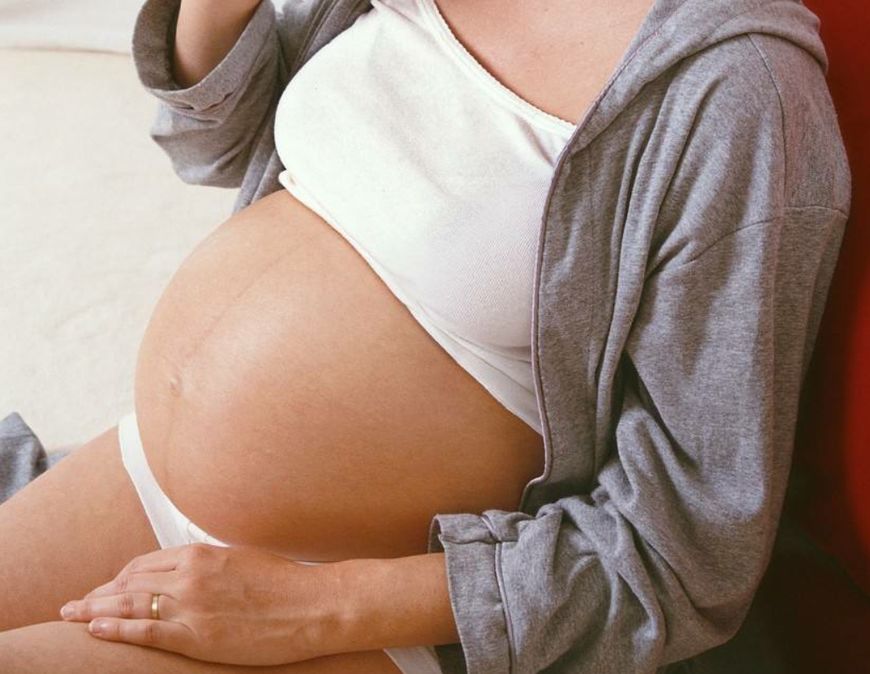 怀孕后特定部位发黑,怀孕后身体哪些部位会发黑