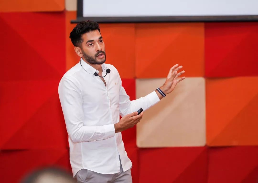 个性十足的小豹子试驾捷豹e-pace,小豹子e-pace