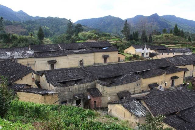 农村俗语家败人丁亡,东户西户有什么忌讳