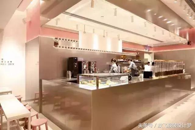 粉蓝色华伦天奴,粉色red华伦天奴