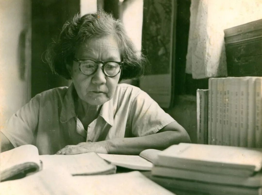 一张过去的cd如何听到那时的爱情 (给你一张cd听听我们过去的爱情)