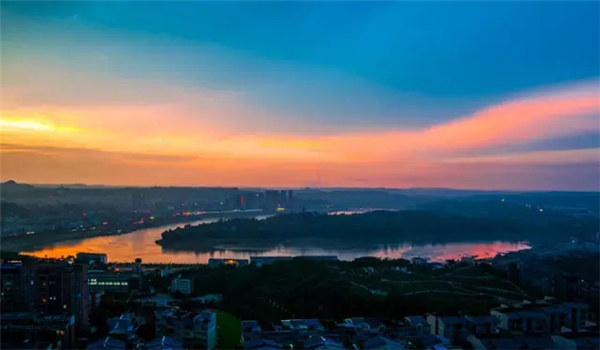 您好！我叫广安，这是我的新名片！