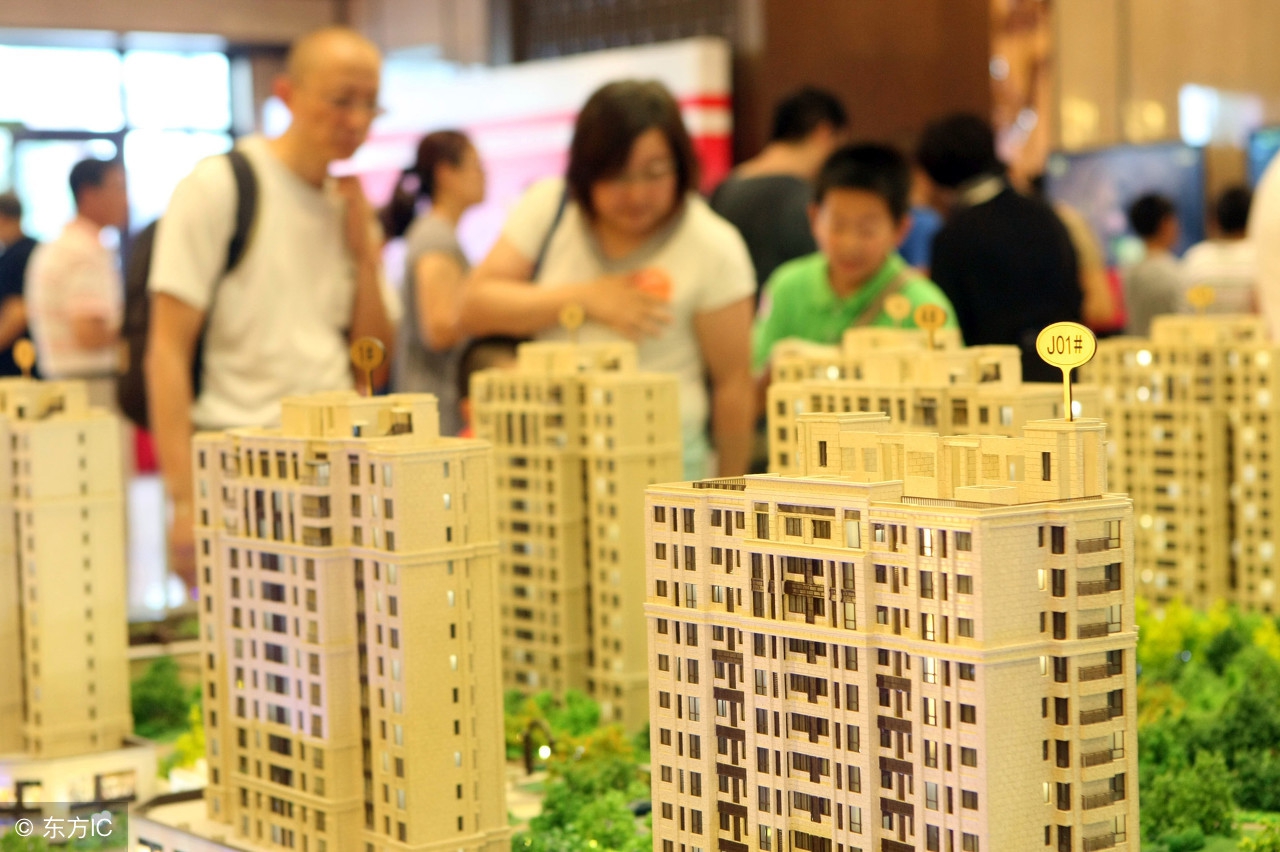 28层的楼房买7楼怎么样,27楼的房子我们买8楼合适嘛