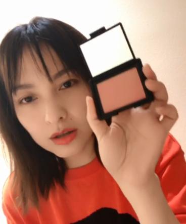 “色气满满”的NARS，还有这些女明星都在抢着用的美妆单品值得买