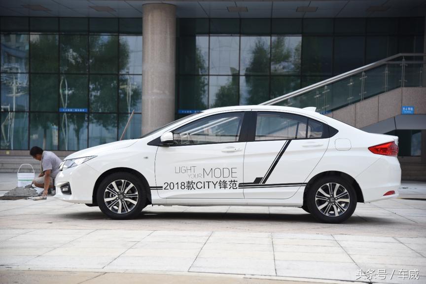 本田新款锋范内饰,新一代本田锋范试驾视频