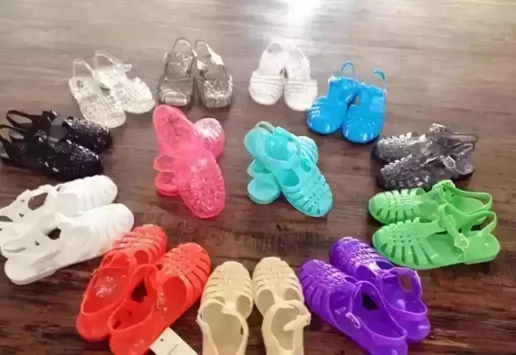 两万块的ysl鞋,ysl2万左右的包