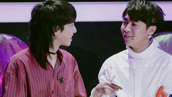 华晨宇吴青峰李宇春我只在乎你,明日之子2华晨宇vs吴青峰谁赢了