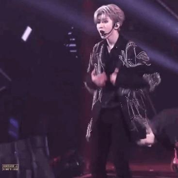 中国男性正走向女性化,中国男人引体向上