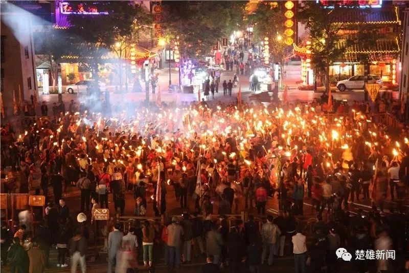 楚雄火把节玩火,楚雄火把节活动安排地点和时间