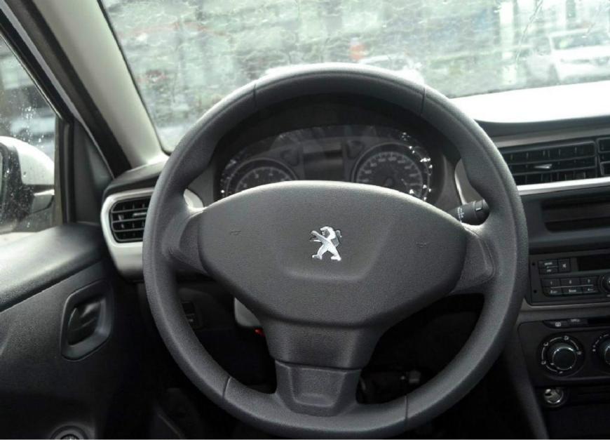 10万左右操控性价比高的车,标致301操控性能怎么样