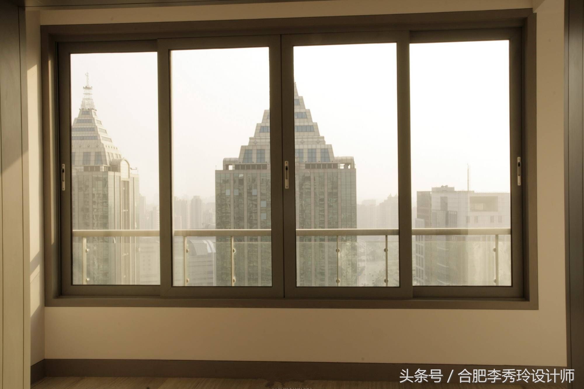 窗户拉不动怎样换滑轮,窗户拉着关不上