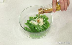 凉拌苦瓜黄瓜葱香菜最好吃的做法,凉拌苦瓜正确最好吃的做法