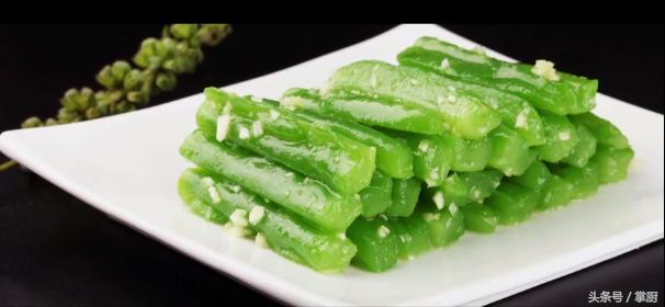 凉拌苦瓜黄瓜葱香菜最好吃的做法,凉拌苦瓜正确最好吃的做法