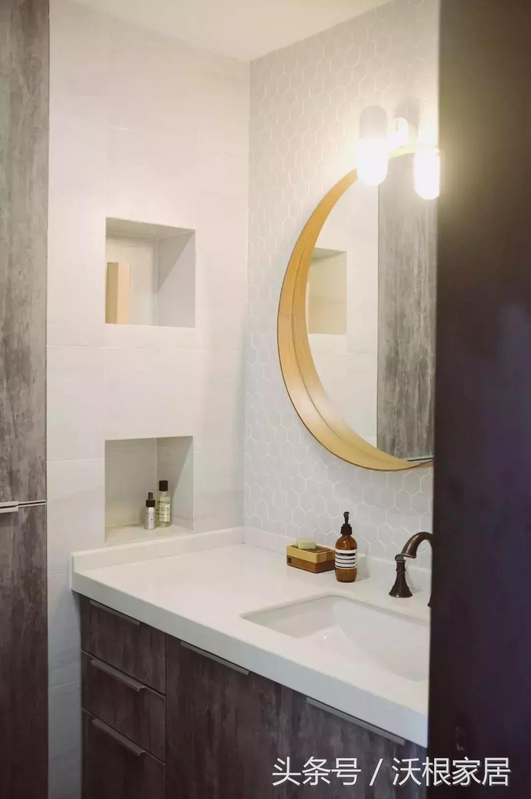 大白墙布置结婚,入户门正对墙可以挂结婚照吗