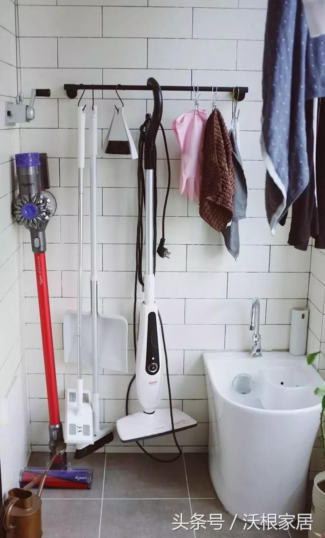 大白墙布置结婚,入户门正对墙可以挂结婚照吗